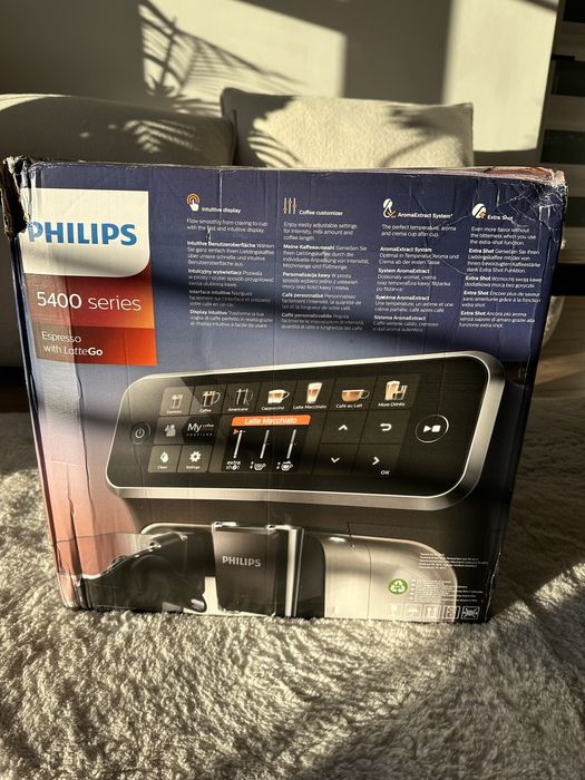 Ekspres ciśnieniowy Philips EP5447/90 czarny 1500W