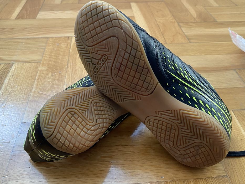 Halówki Adidas Copa roz. 34