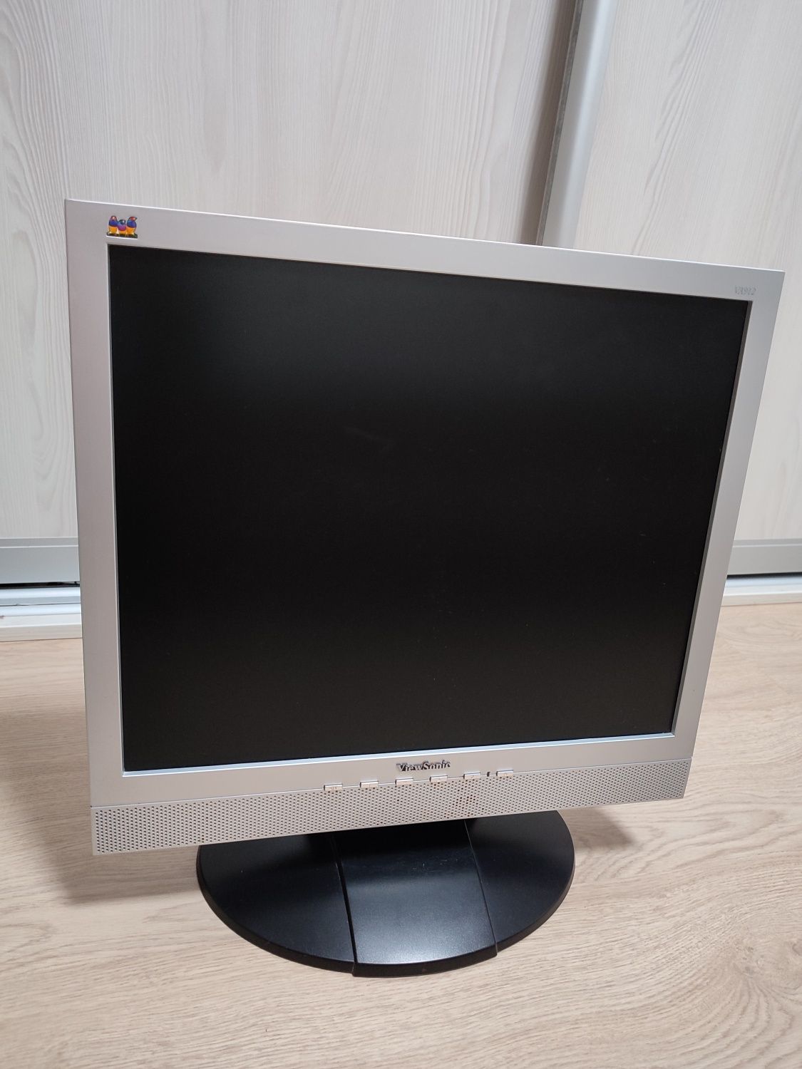 Монітор View Sonic LCD VA912