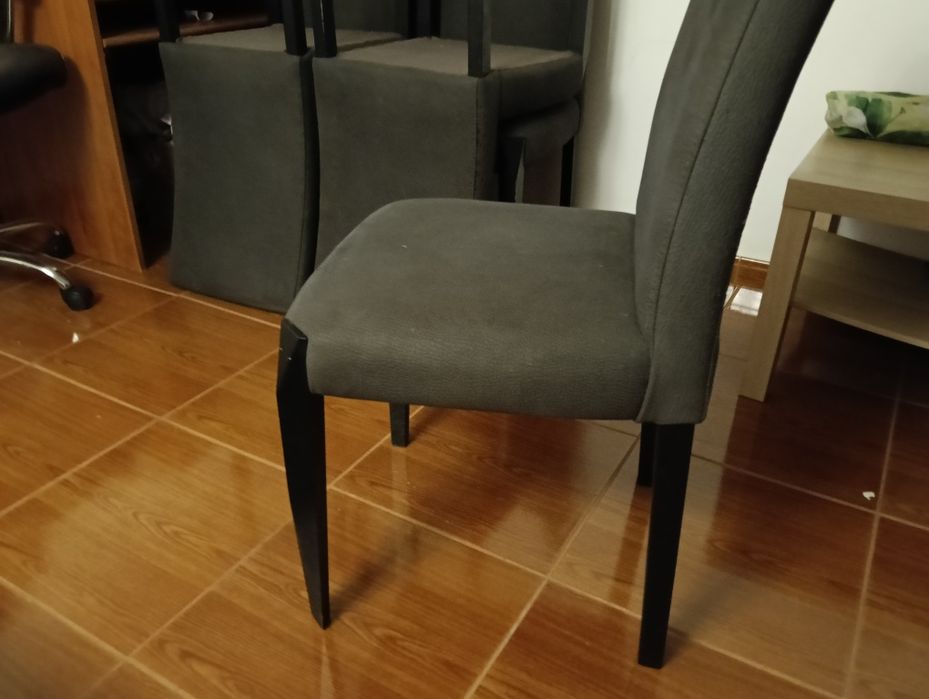 6 cadeiras de mesa de sala Como novas