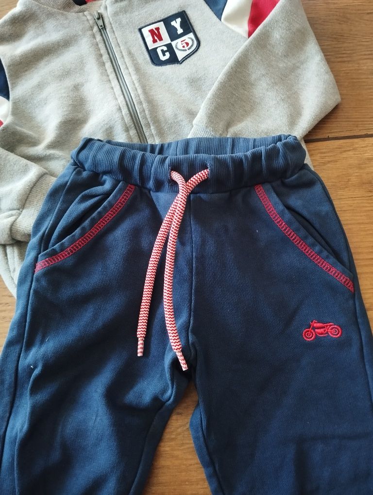 Dres dla chłopca 104/110