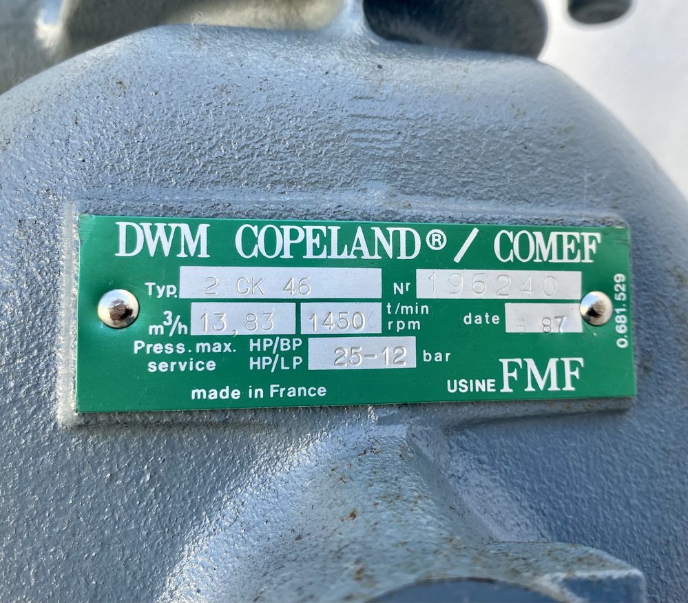 Compressor de refrigeração DWM Copeland Comef novo
