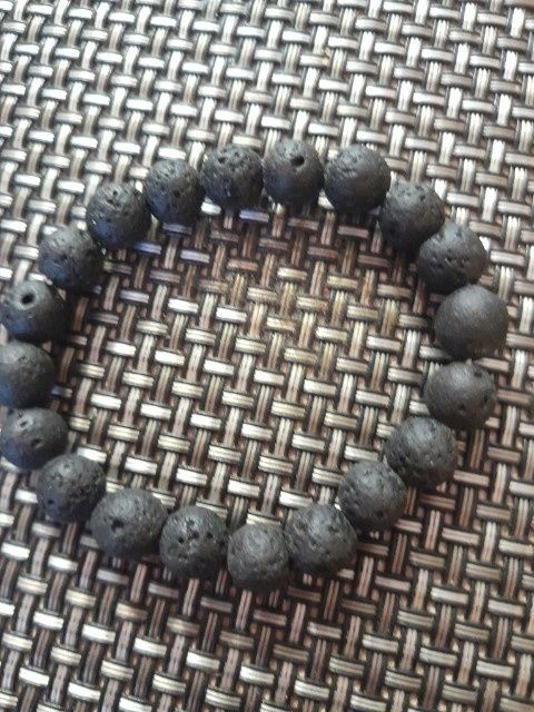 Nowa bransoletka lawa