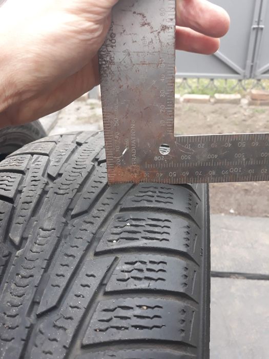 шини літні та зимові - 215/60 R17 - б/у