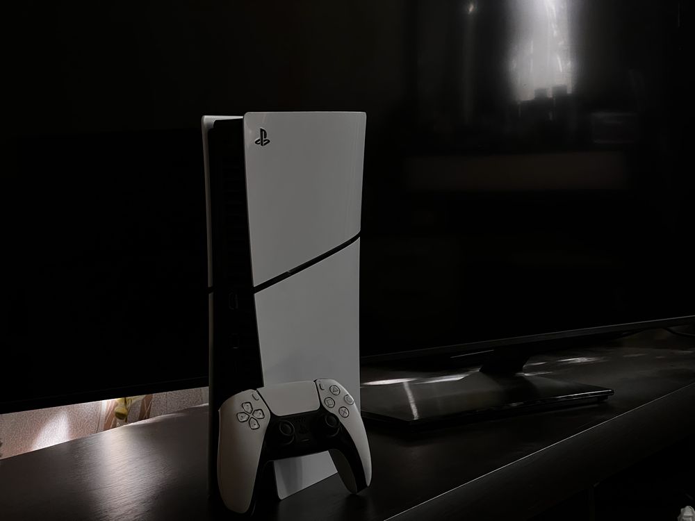 Ігрова приставка Sony PlayStation 5 Slim Digital Edition 1TB