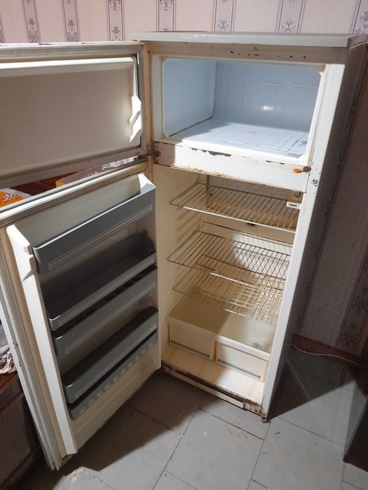 Холодильник ДОНБАСС-214 не рабочий