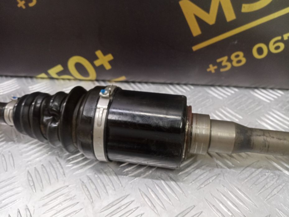 Піввісь передня права шрус BMW X7 G07 Розборка БМВ Х Г полуось правая