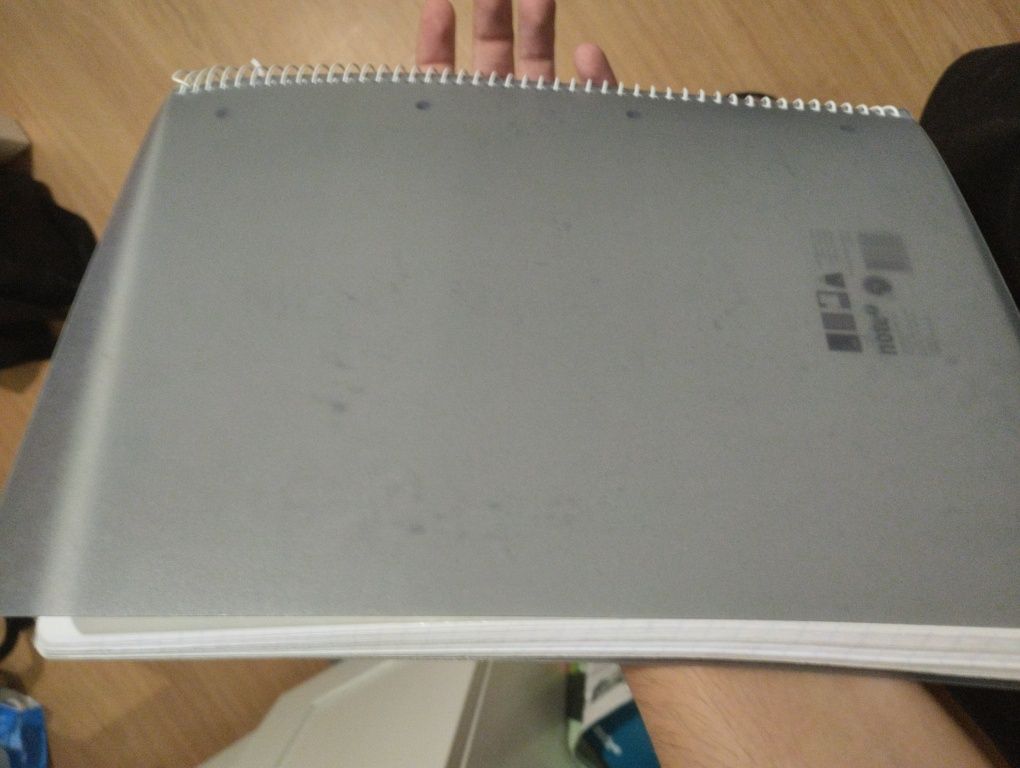 Cadernos usados capa boa