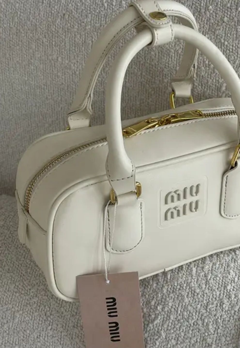 Сумочка  miu miu, шоколадна, біла