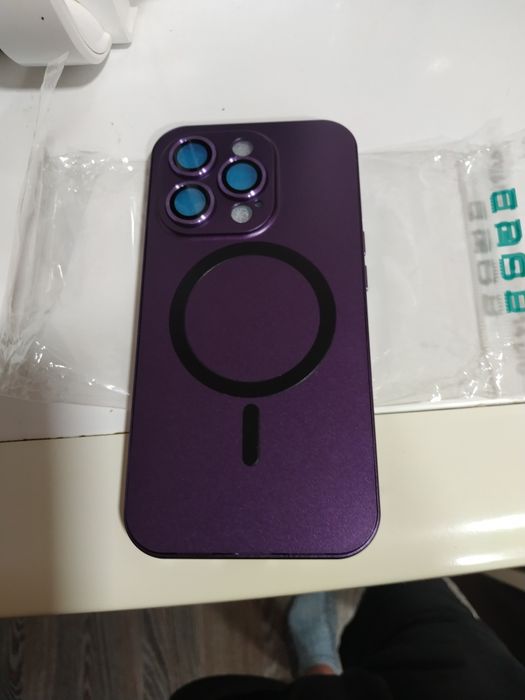 Чехол iPhone 14 pro