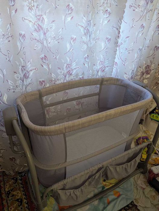 Ліжечко-колиска-манеж-гойдалка