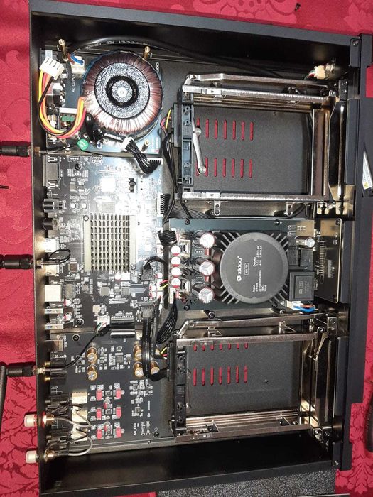 Zidoo 8000 / Fonte de alimentação Torodial