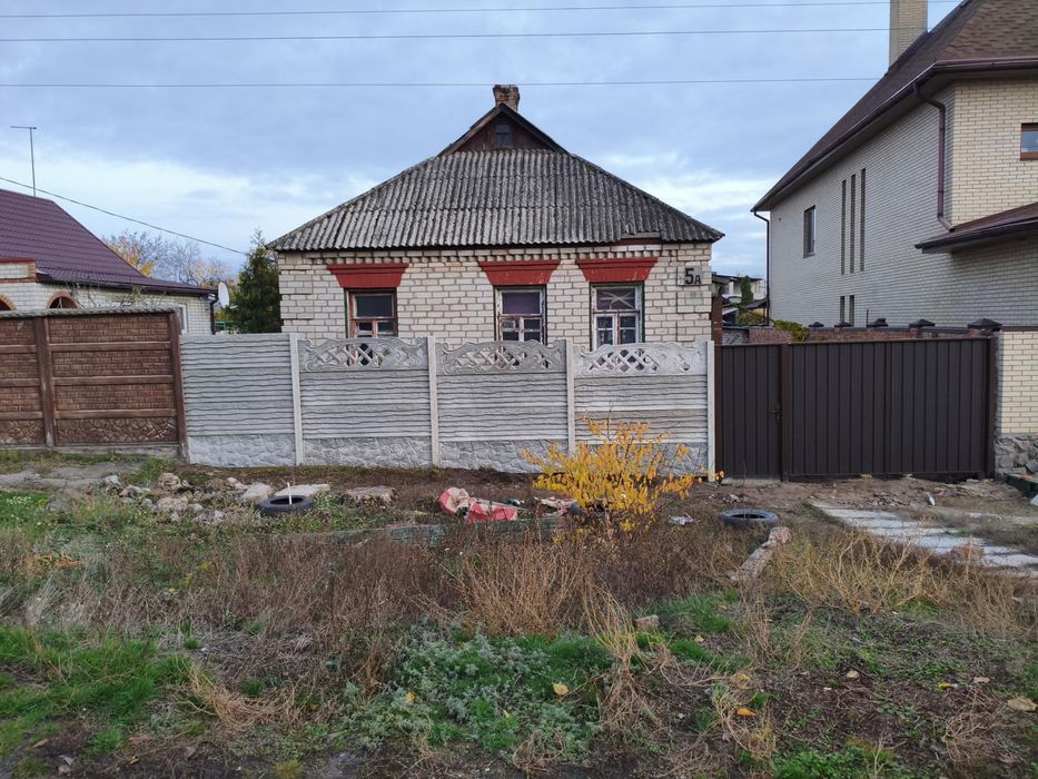 Нужен жилец и помощник