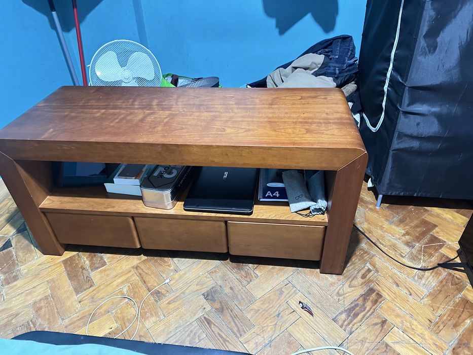 Vendo movel para TV.