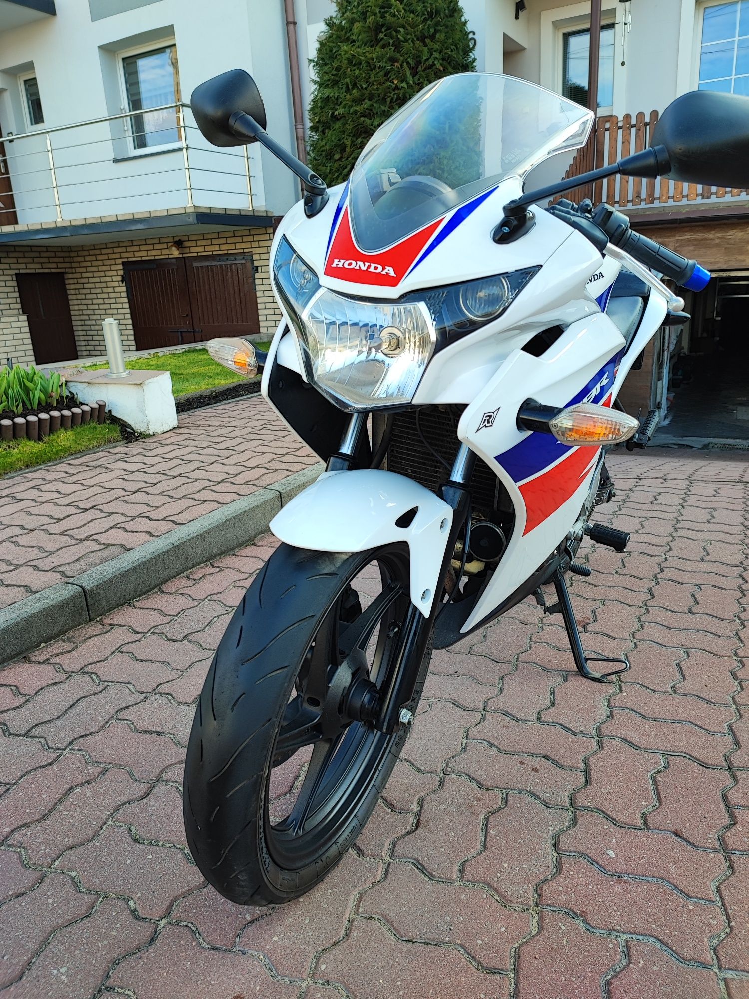 Honda CBR 125 R 2016