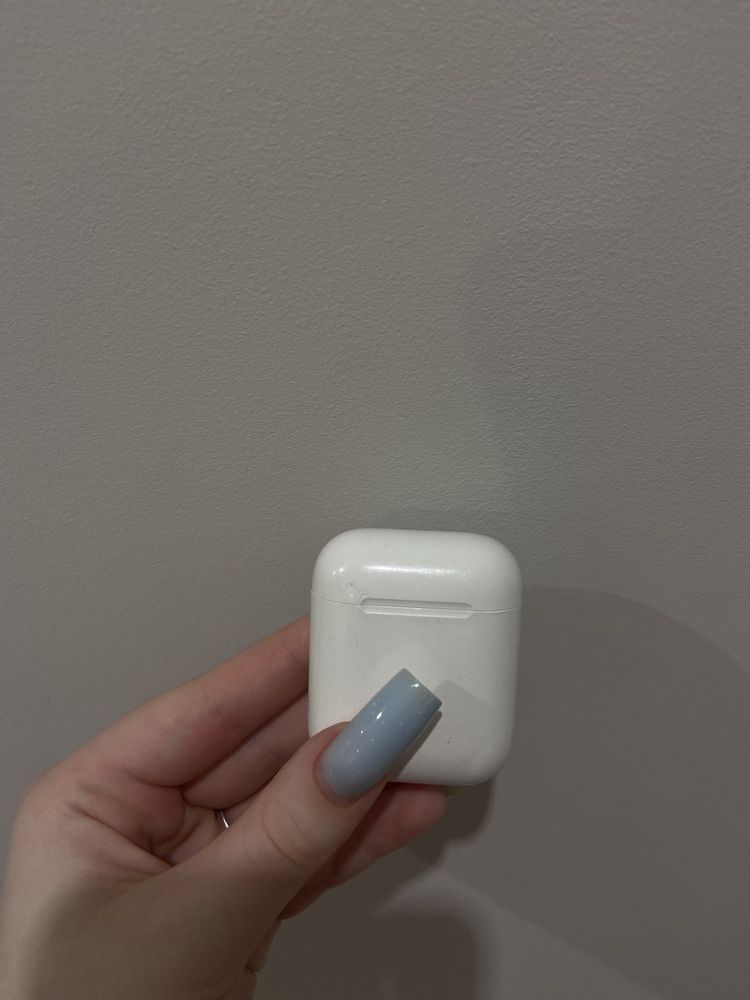 навушники airpods