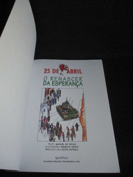Livro BD 25 de Abril O Renascer da Esperança Edição Comemorativa Raro