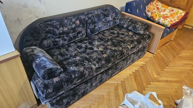 Nowoczesna kanapa sofa rozkładana 190x150cm z pojemnikiem na pościel