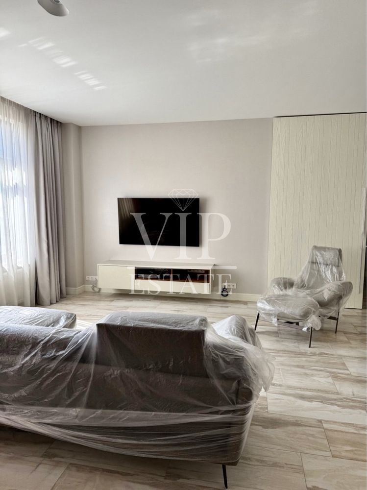 Первая сдача, 3 к.кв.,130 м.кв., ЖК Фаворит, Сумская 130-Г, Авантаж