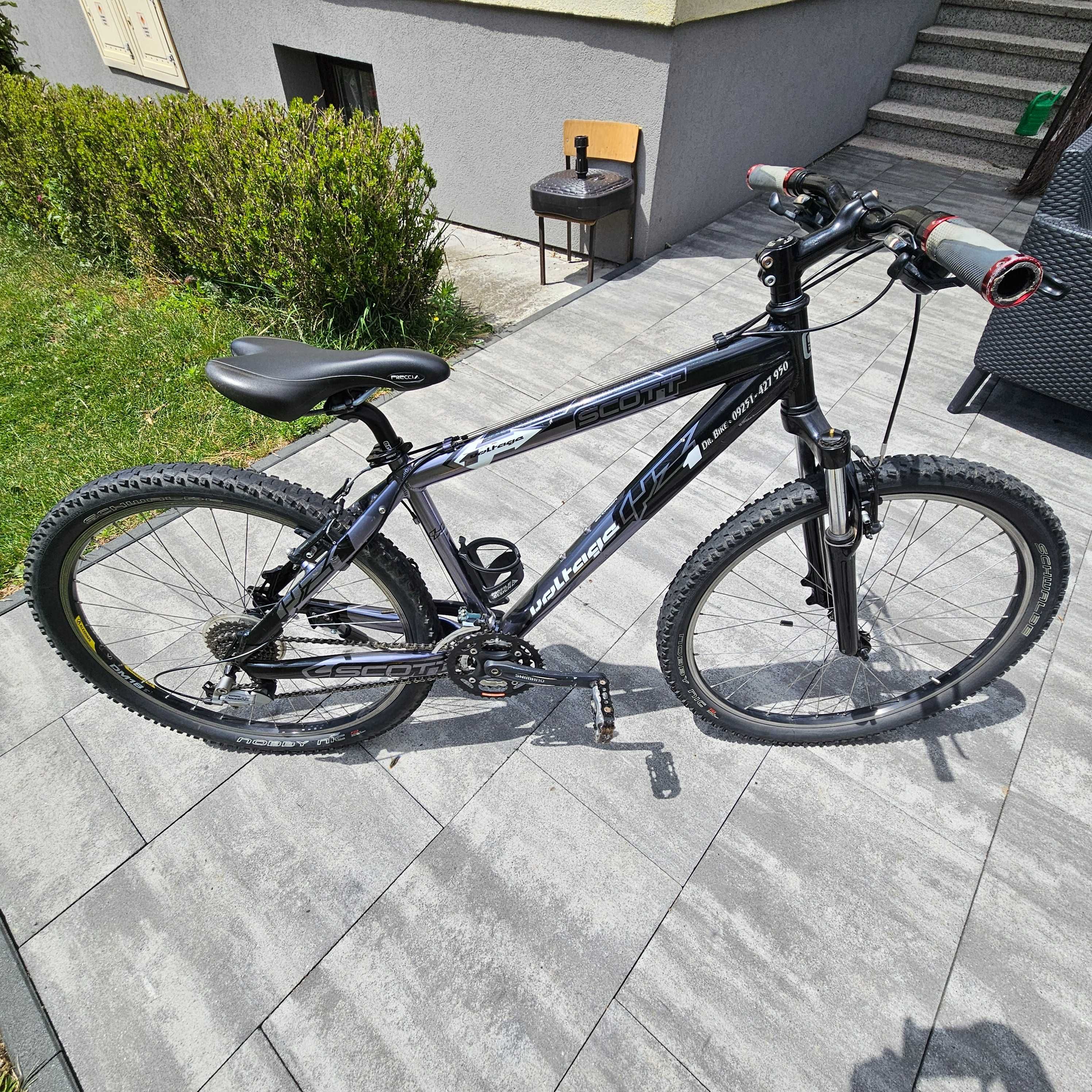 Scott YZ Voltage 26, Deore 3x8