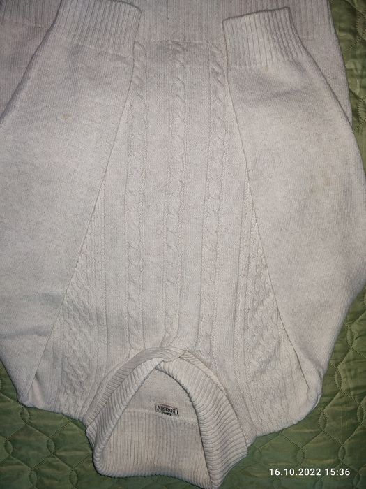 Свитер мужской 48р