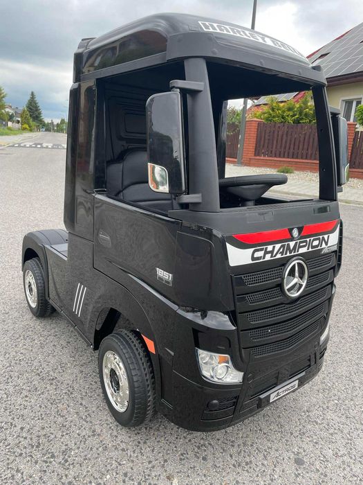 Auto na akumulator TIR Mercedes Ciężarówka 4×4 Skóra Koła EVA Samochód