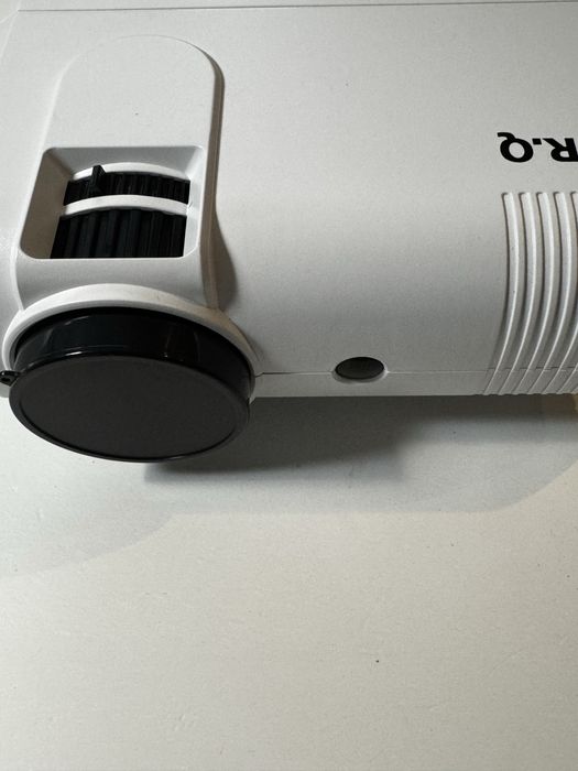 Projektor multimedialny DR.Q L8