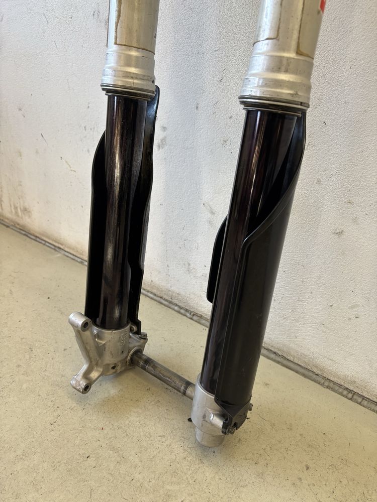 Lagi zawieszenie przednie przód KAWASAKI KXF250 16R KXF450 Cross Showa