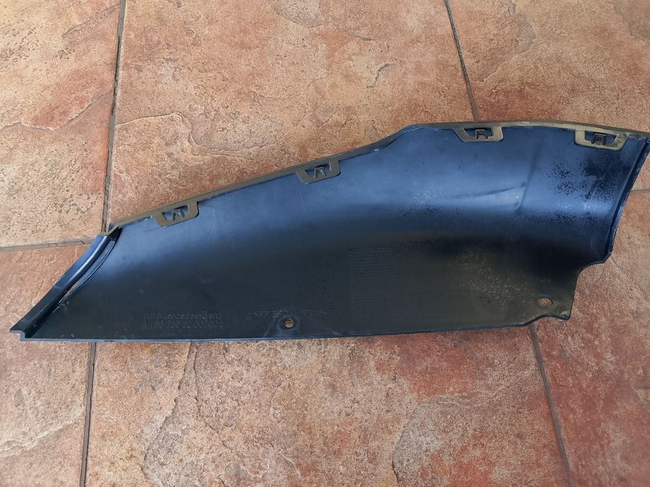 Накладка бампера mercedes gla x156 A1568855200\A1568855100