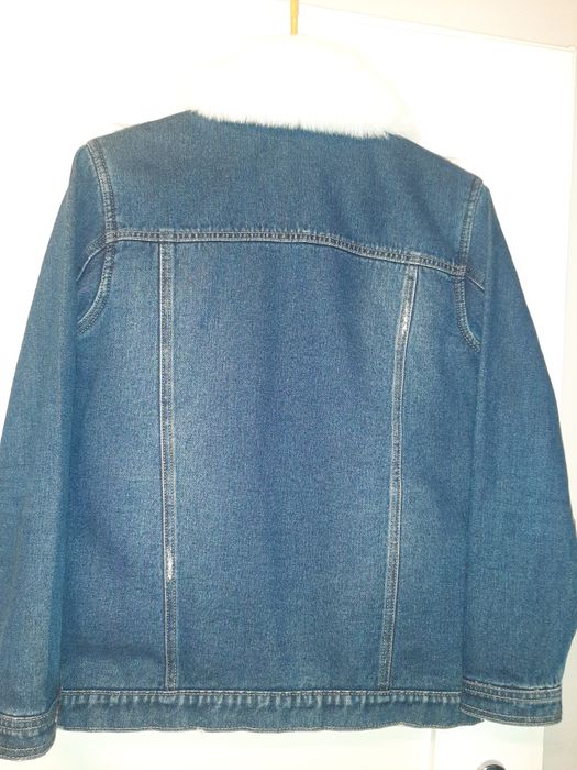 Śliczna dżinsowa kurtka na misiu