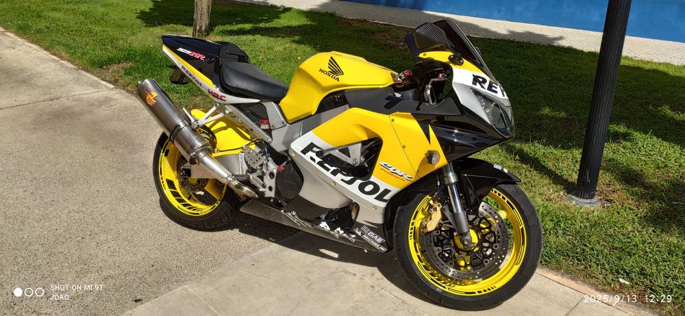 ÚNICA Honda CBR 900 RR (929) FireBlade