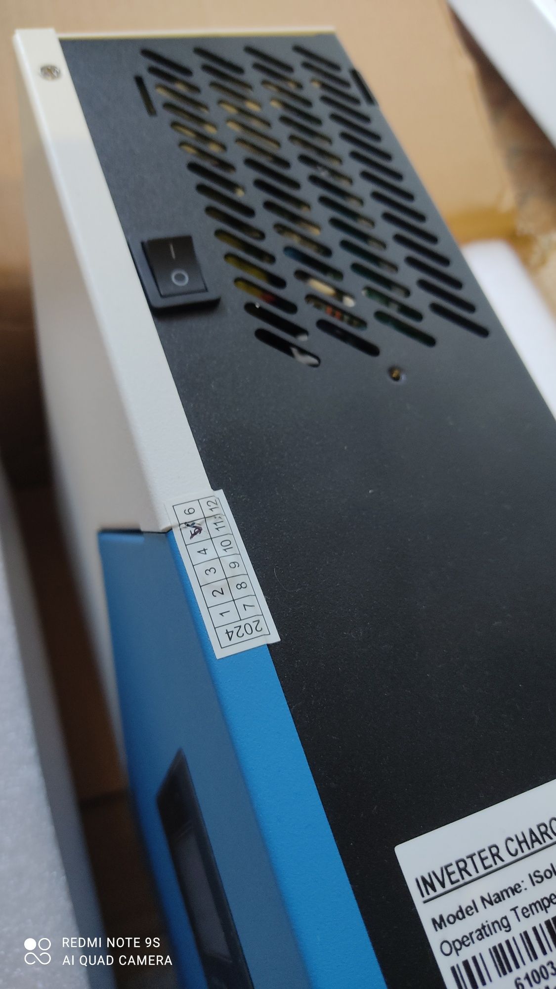 Новий інвертор EASUN 2,2 Квт; 12v