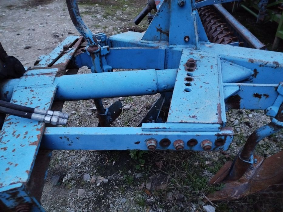 Lemken obrotowy 4 skibowy 3+1