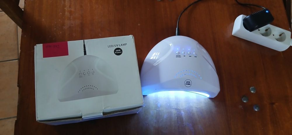 Lâmpada Led para unhas de gel