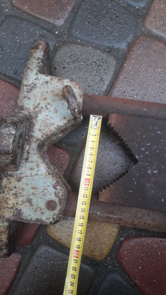 Imadło Chydrauliczne Duże PRL sprawne bez uszkodzeń