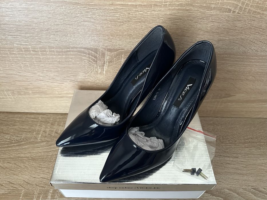 Жіночі лодочки, туфлі жіночі