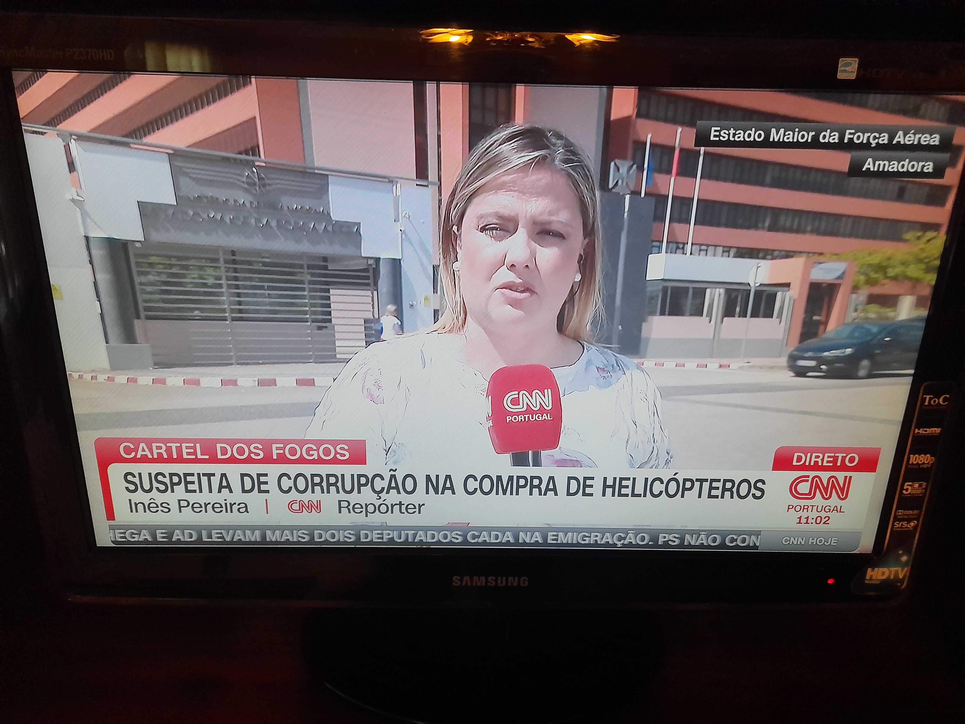 tv samsung 24" como nova com sintonia digital.