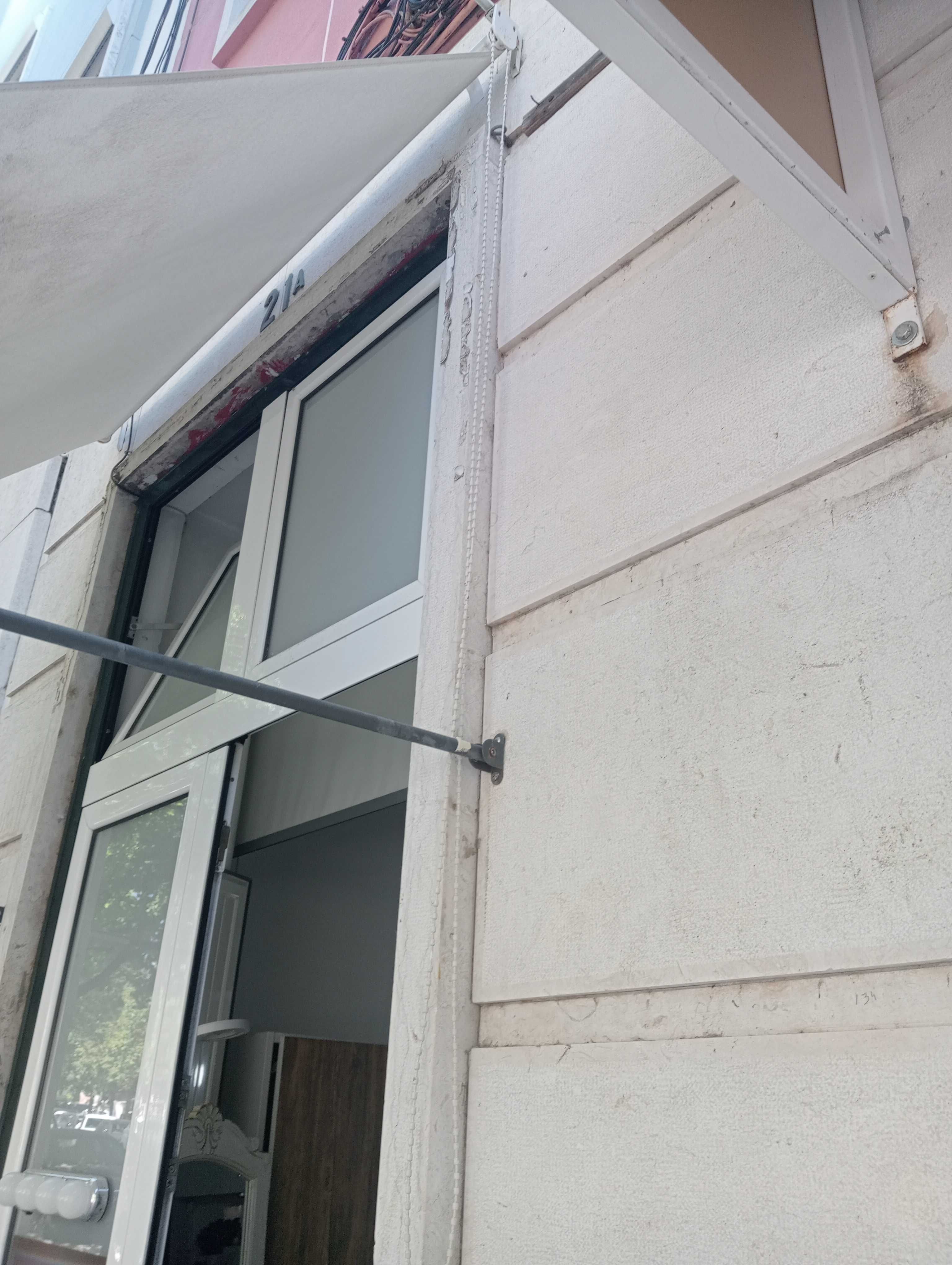 Toldo/ cortina retráctil 100x150 cm creme