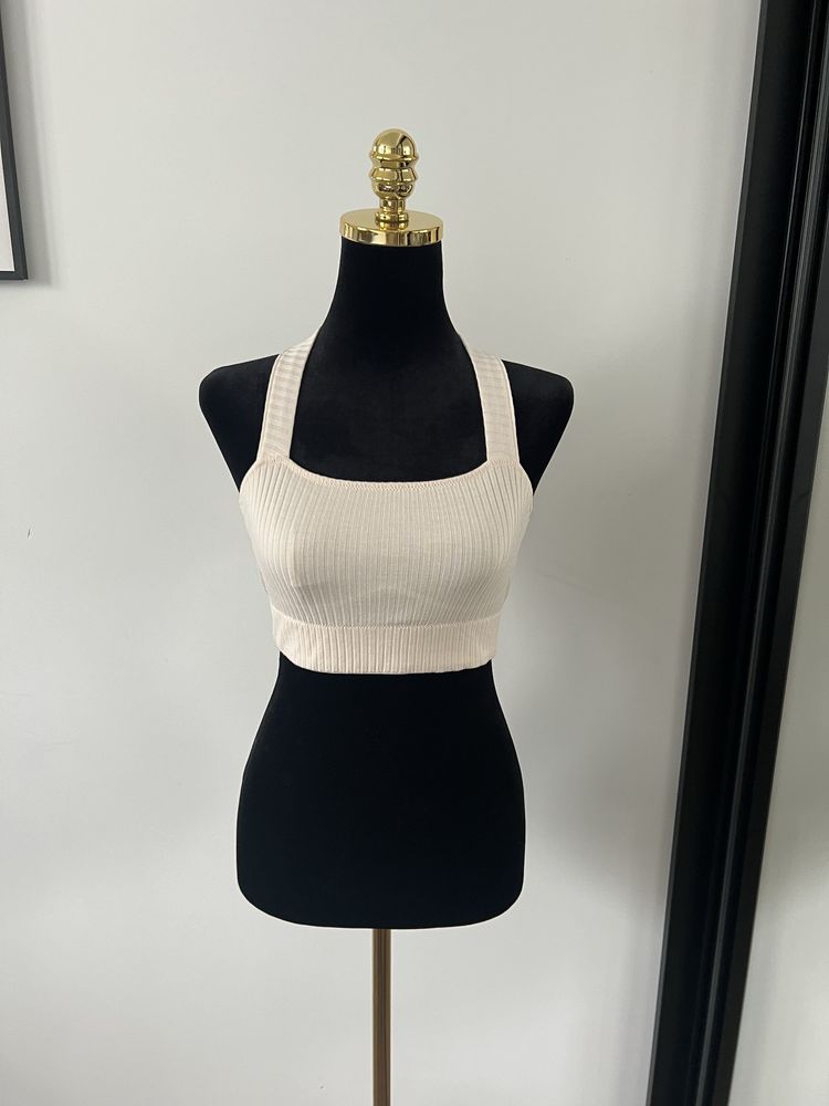Beżowa, kremowa, krótka bluzka, crop top, biustonosz, stanik, Etam, S