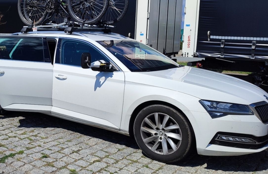 Bagażnik belki dachowe Mont Blanc Skoda Superb