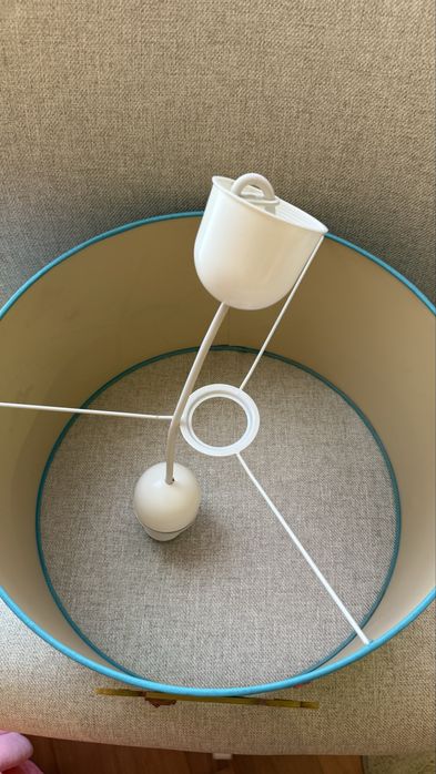 Candeeiro de teto infantil