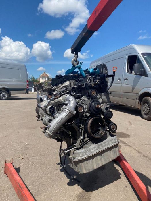 Двигатель мотор спринтер 2.2 ом651 sprinter 316 cdi