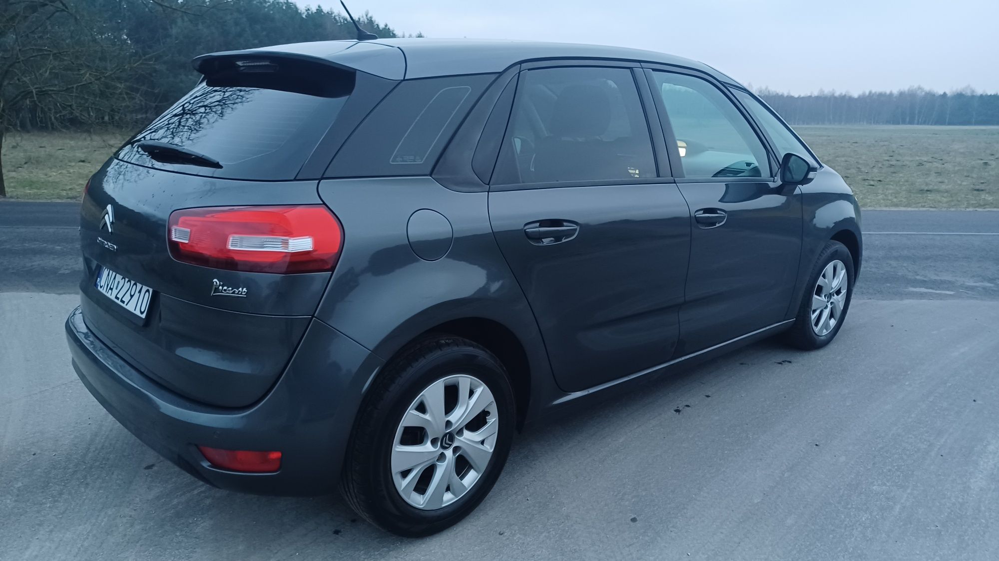 Sprzedam Citroen C4 1.6 120km 2016r