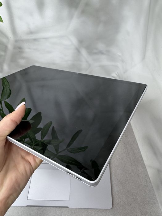 Сенсорний Ноутбук Microsoft Surface Book/i5-6300U/8GB/SSD 128GB/3K