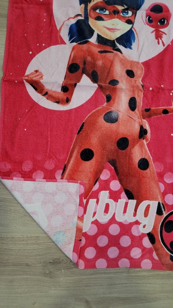 Toalha de praia, Ladybug