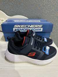 Skechers 30,31 32 33