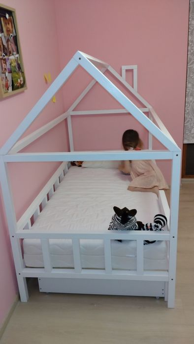 Łóżko domek z szufladą