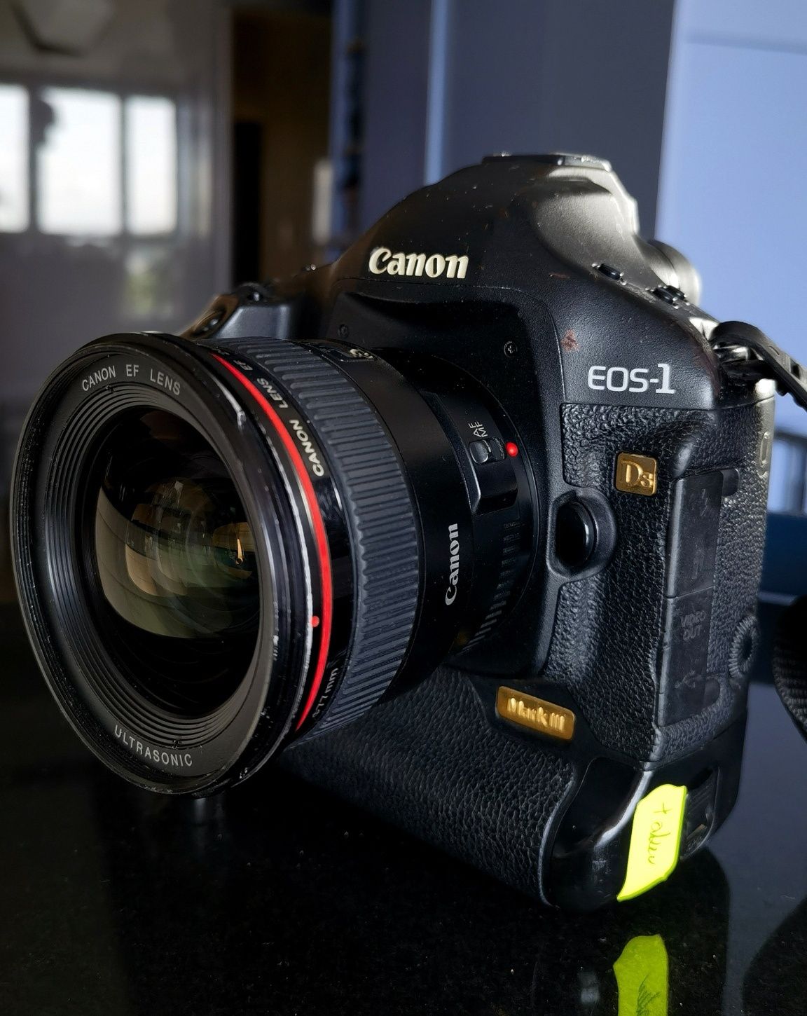 Canon 1Ds Mark III + Canon 24 1.4 L