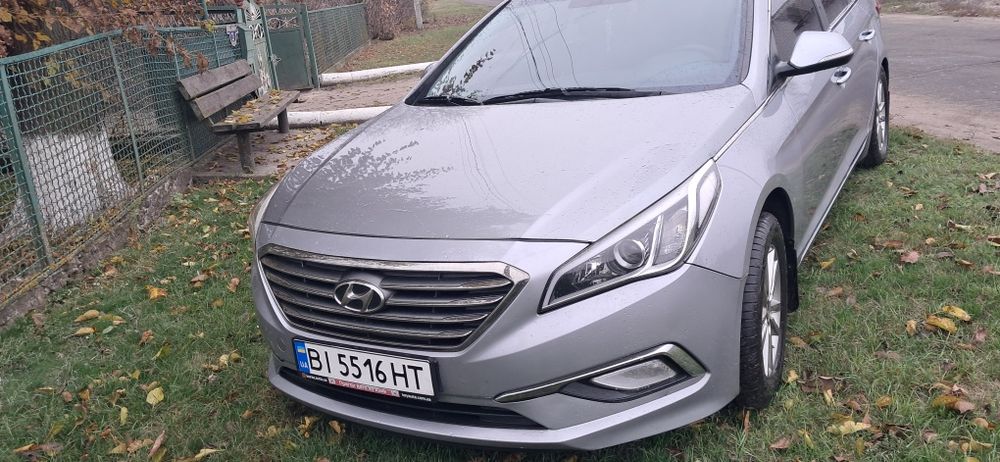 Автомобіль Хюндай Соната