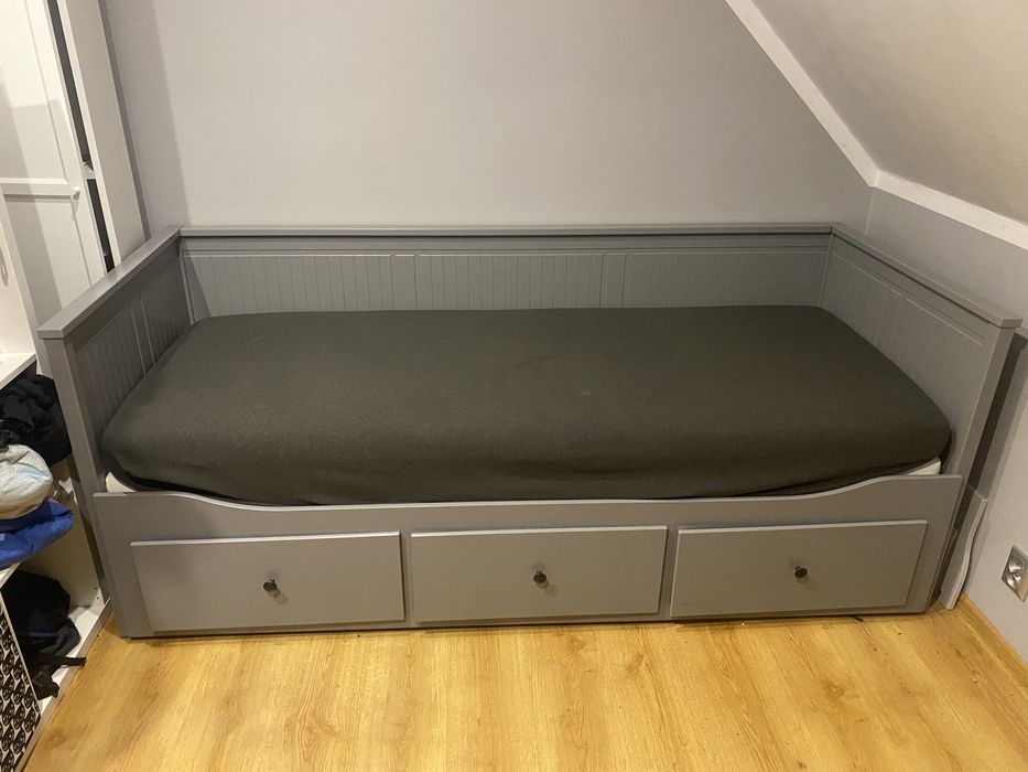 Łóżko rozkładane z szufladami